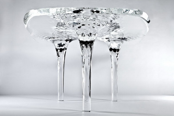 听冰川之乐悟禅境 轻盈流动的液态冰川桌