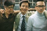 由陈可辛导演，黄晓明、邓超、佟大为主演的青春励志喜剧《中国合伙人》17日以近36%的超高排片首映，首映当日即斩获2400万票房，周六更劲收4300万，两天累计6700万，首周三天成功破亿，超越《钢铁侠3》成为周票房冠军。《中国合伙人》不仅票房表现极佳，市场反响更是如潮好评，映后不少观众自发鼓掌，多地还出现了观众集体起立鼓掌的盛况，口碑强势走高，成为陈可辛自《甜蜜蜜》后的口碑和市场表现最好的影片。

