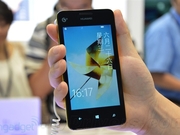 组图：华为第二款WP8手机