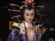 日本女星<em>安藤遥</em>留学归国 拍火辣写真秀F杯巨乳