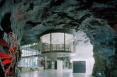 瑞典的Bahnhof网络供应商的“洞穴”办公室。（实习编辑李丹）