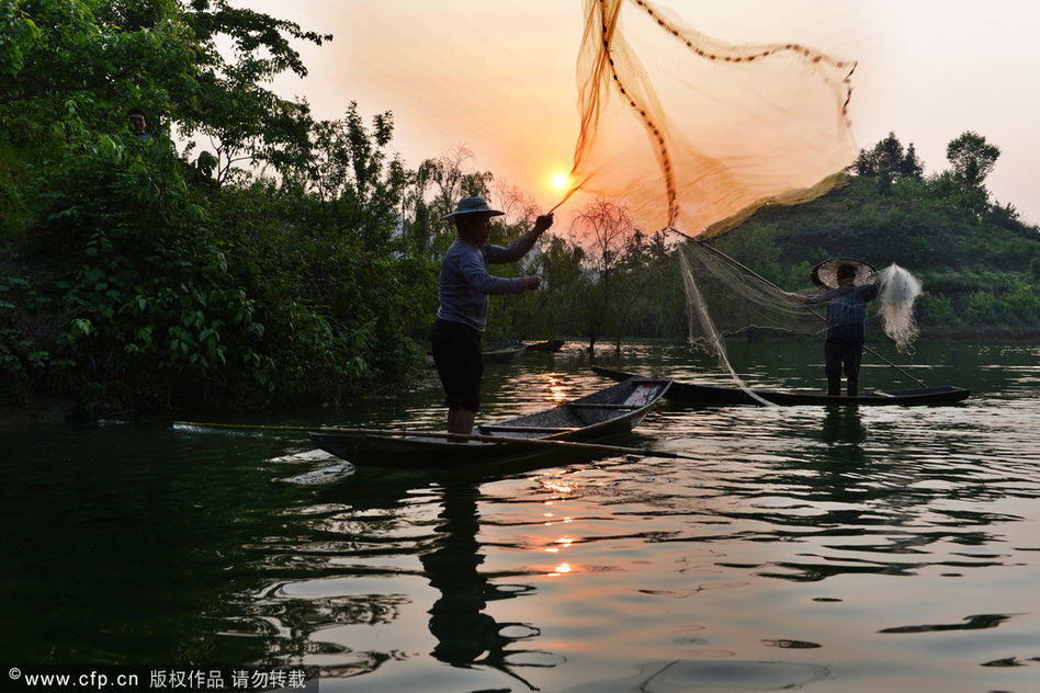 湄潭县城人口_湄潭县城全景图片