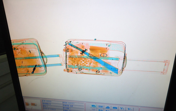 刀具成像在安检机中的"萌样"