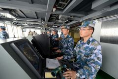 中俄参演兵力向东海演习区机动