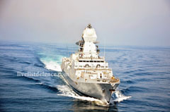 印度国产神盾舰交付海军