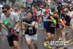 韩国水枪大战