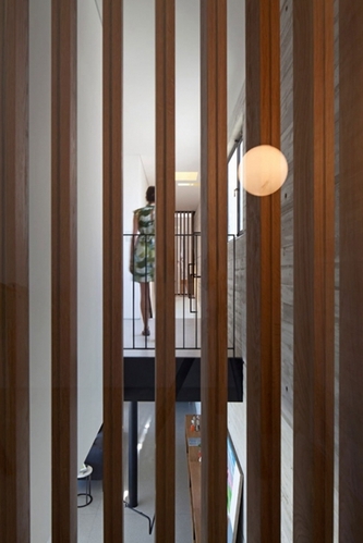 简洁明朗打造舒适生活 时尚的特拉维夫复式公寓