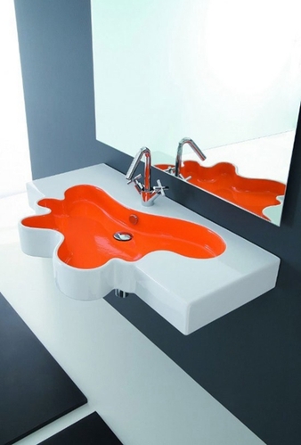 百变材质打造奇异造型 洗手盘变身浴室艺术品