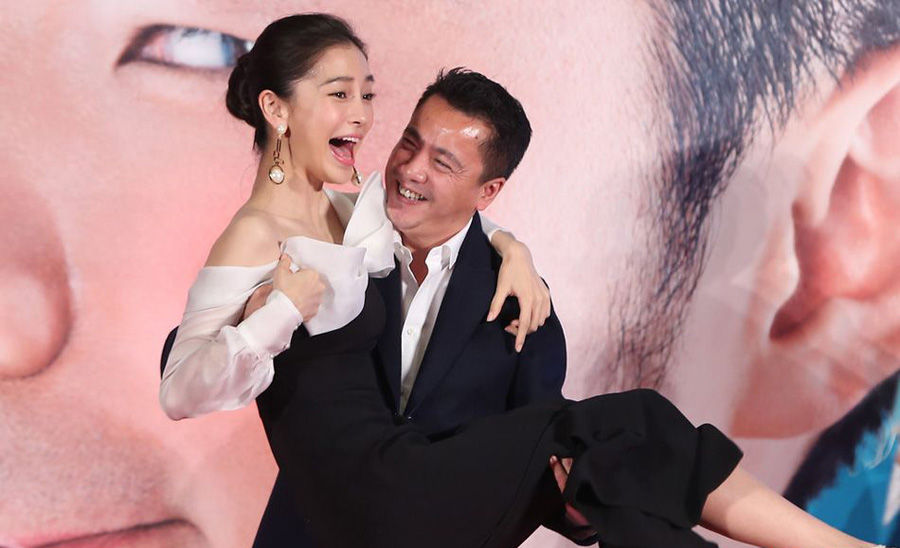 黄晓明女友成时尚宠儿