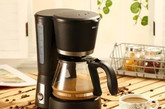 还可以选择简单快捷的美式滴漏壶，在工作日忙碌的清晨也能尝到纯正的咖啡。（实习编辑：谭婉仪）
