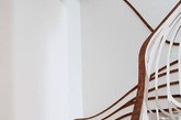 十七、Sensualscaping 楼梯
Atmos Studio 创建的雕塑式楼梯，整个楼梯就像树木一样，仿佛是从房子里长出来的一般，这种仿佛生长出来的线条甚至延伸到了整幢房屋。（实习编辑：谭婉仪）