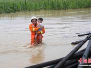 江西武宁县遭山洪袭击 2000多亩农田被淹（组图）