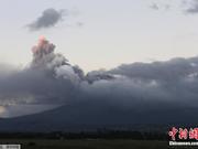 厄瓜多尔科多帕希火山喷发