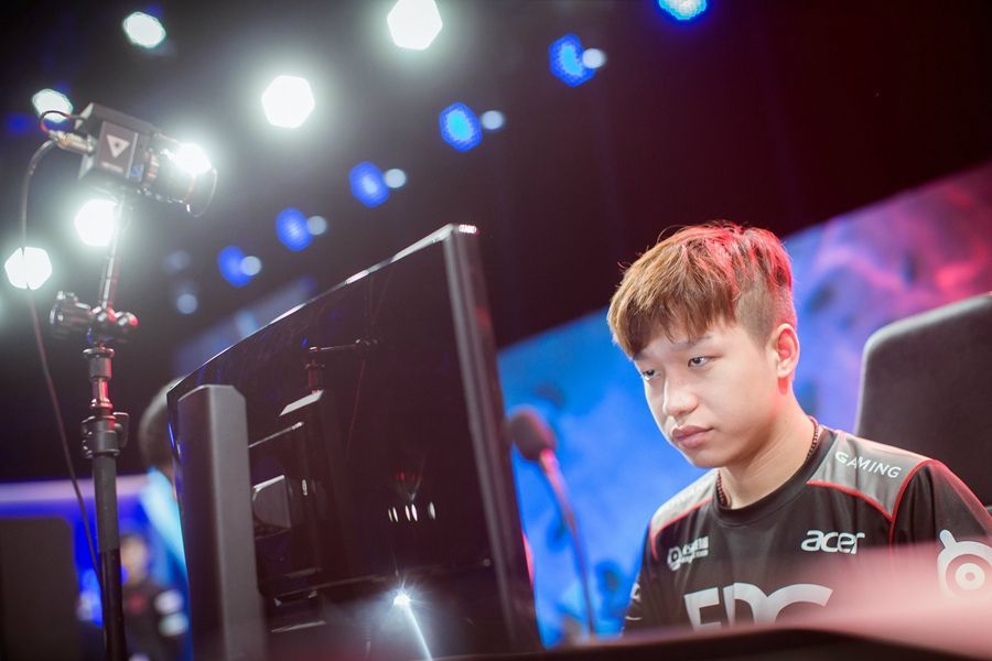  S5总决赛 现场:大战前的平静 揭幕iG战FNC_游