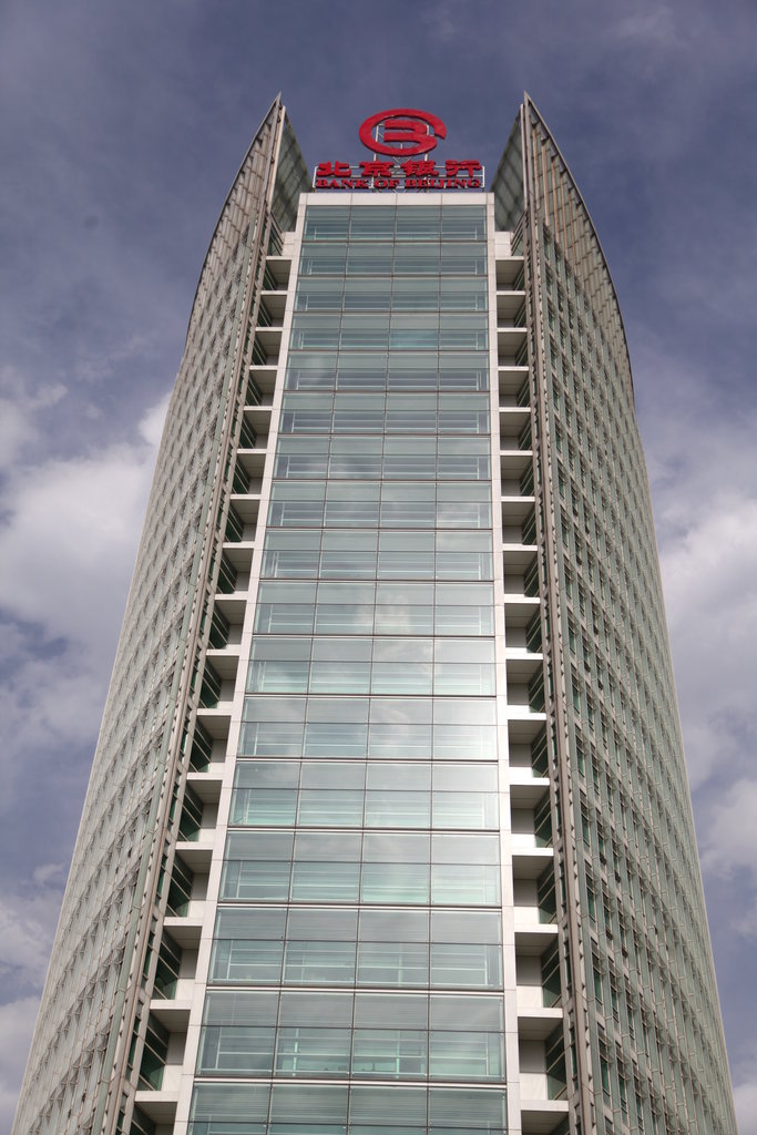 迪拜人均月收入_宁波人均月收入(2)