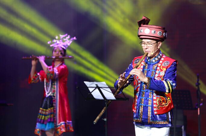 第一届中国(玉屏)国际箫笛制作大赛专家对话论坛在贵州玉屏举行_安徽频道_凤凰网