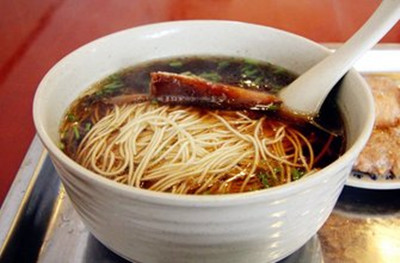 红汤如琼面如玉 来蚌埠吃一碗正宗的红汤面吧_商业频道_凤凰网