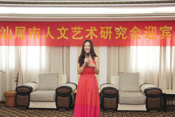 汤媛媛筹备新单曲 获选人文艺术研究会副会长_音乐频道_凤凰网