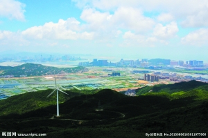 2020年深圳与香港经济总量差距_香港和深圳的分界线(2)