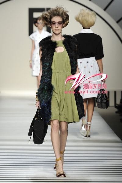 FENDI2012春夏女装延伸另类时尚