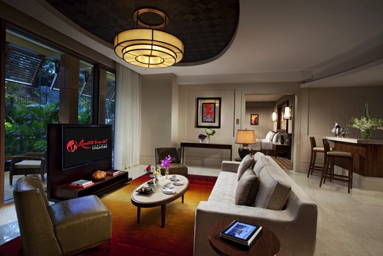 圣淘沙名胜世界逸濠酒店的豪华套房，适合全家共享