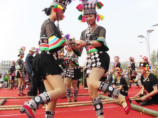 云南各地不同的民族文化信息