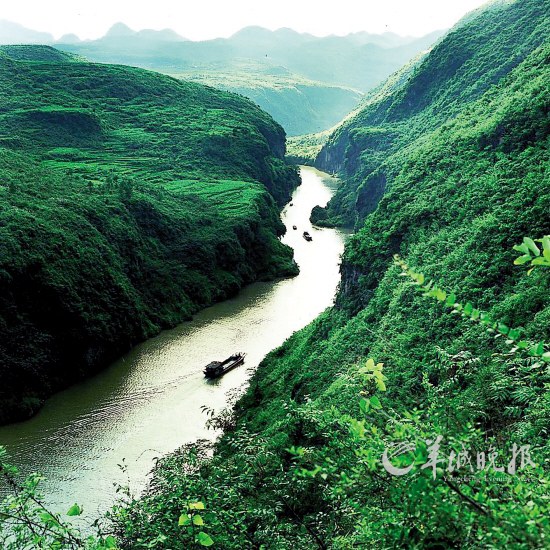 　　湟川三峡