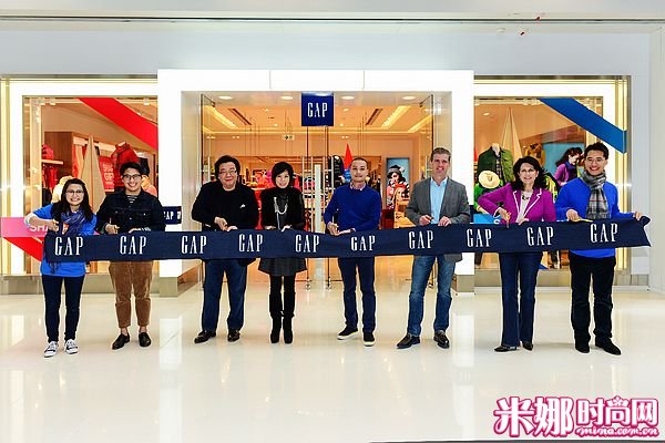Gap香港海港城新店于12月7号盛大开幕_剪彩照片