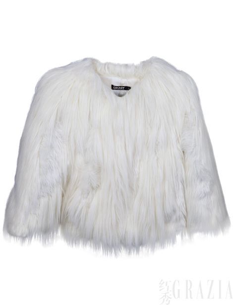　　白色皮草外套（DKNY）RMB3,590
