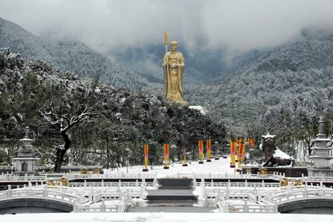 地藏王圣像景区