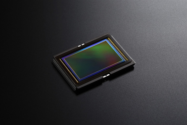 佳能超高像素单反曝光:将采用索尼传感器|佳能