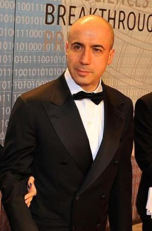 尤里·米尔纳/yuri milner