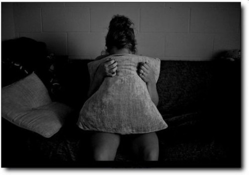 美国摄影师记录女友怀孕生子全过程