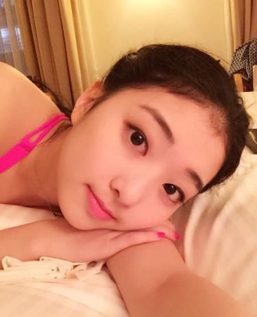 18岁中国花滑美女晒自拍:特别感谢伤害过我的人|图
