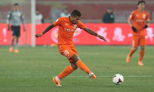 乌索:吃蚂蚱甲鱼让我惊讶 建议巴西球员来中超