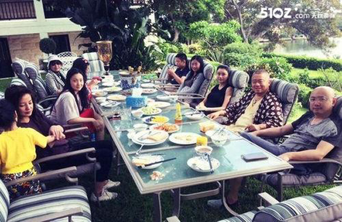 深圳富豪轰动澳洲:买豪宅开派对会巨星(组图)
