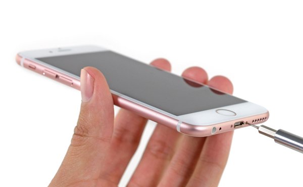 iPhone 6S官方新维修价目表公开:好贵