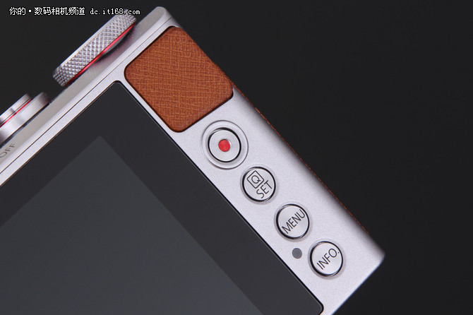 小巧便携颜值高佳能PowerShot G9X外观