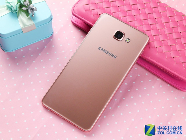 对焦快至0.1秒当前热门