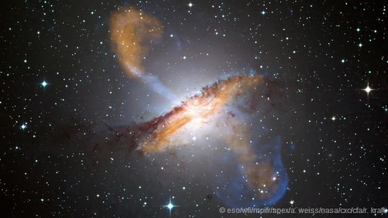 黑洞在银河系的位置 8037dc90a477095_w550_h309.png