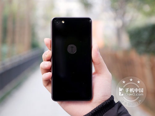 哪些手机有hifi功能 20763ace7c14b41_w500_h375.jpg