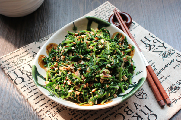 安徽人爱吃草 马兰头拌香干|马兰头|香干_凤凰