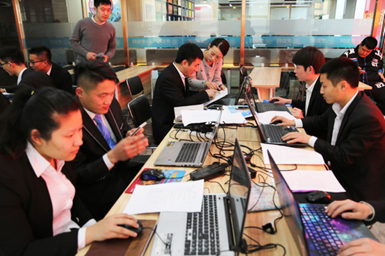 便装网服务团队营销实战课程在便装网总部举行