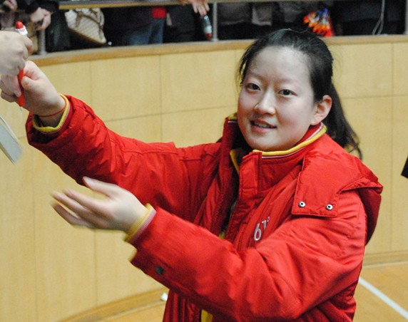 上赛季,作为天津绝对主力的陈丽怡表现不俗,但与目前国家女排阵中