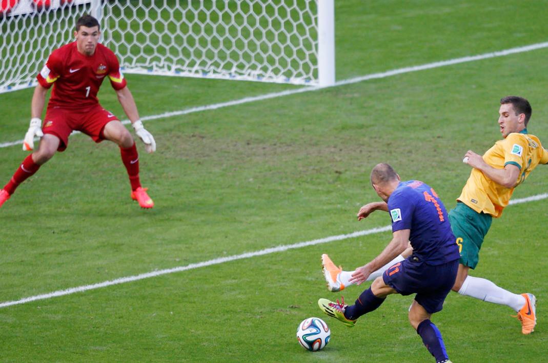 世界杯第一速度!罗本百米10秒2可进奥运半决赛