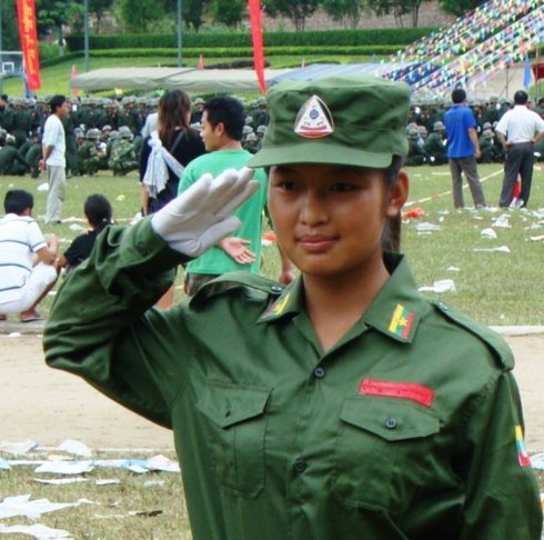 缅甸果敢女兵大量真实照片遭曝光 缅甸果敢女兵大量真实照片遭曝光.