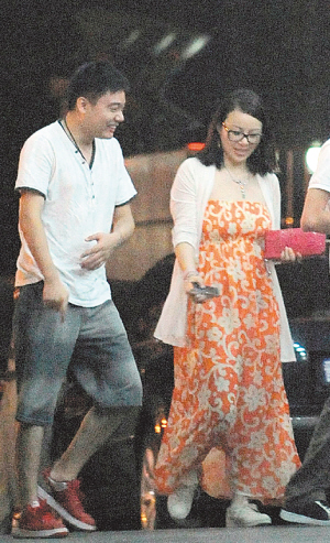 终结26个月冠军荒 丁俊晖首度公开女友