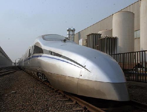 中国南车展示时速500公里极速动车