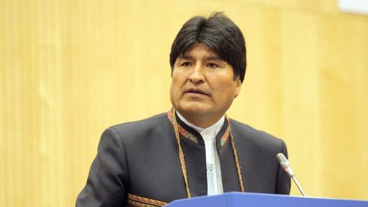 玻利维亚警告美国:若再干涉其内政将关闭美大