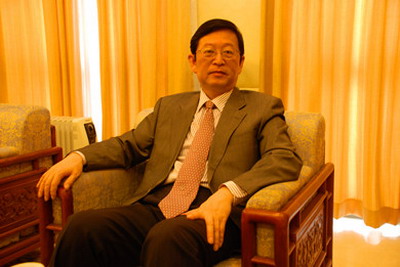 李成文就叙利亚问题接受《中东报》记者专访